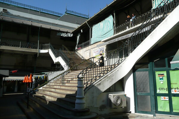 mercado bolhao before renovation